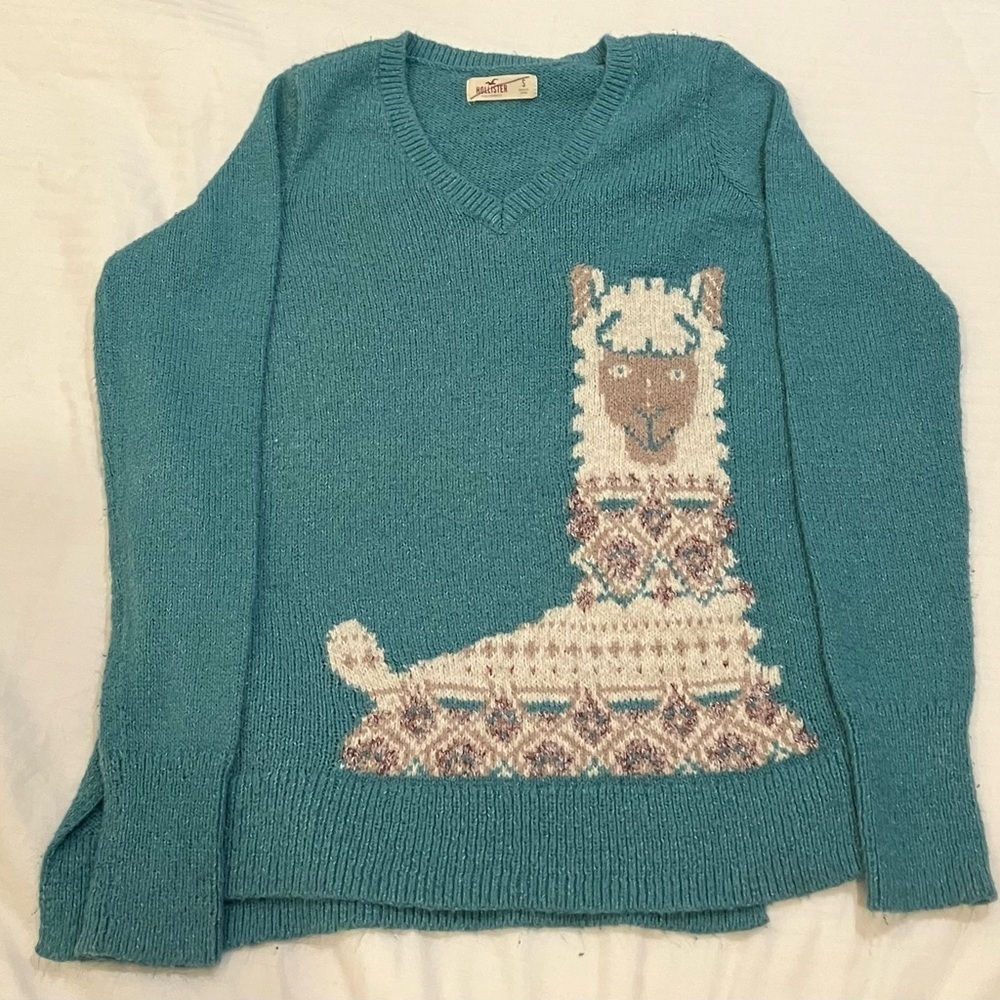 Women’s size small Hollister Alpaca / llama/ Design Teal Sweater